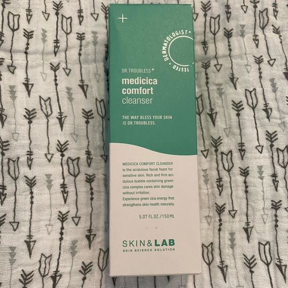 SKIN & LAB DR. TROUBLESS MEDICICA COMFORT CLEANSER NEW IN BOX - Picture 4 of 11